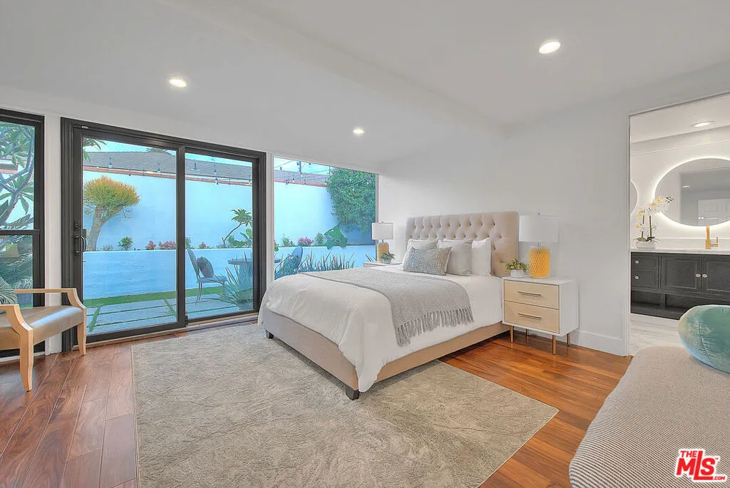 3804 Duray Place, Los Angeles, California 90008 home-pic-40